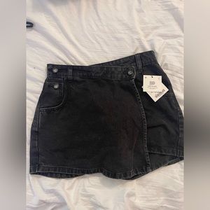 NWT Zara black denim skort
